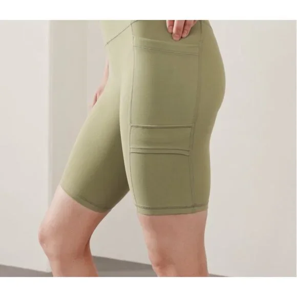 Athleta S Salutation Stash Cargo 9" Short Olive Branch Green Small - Picture 4 of 8
